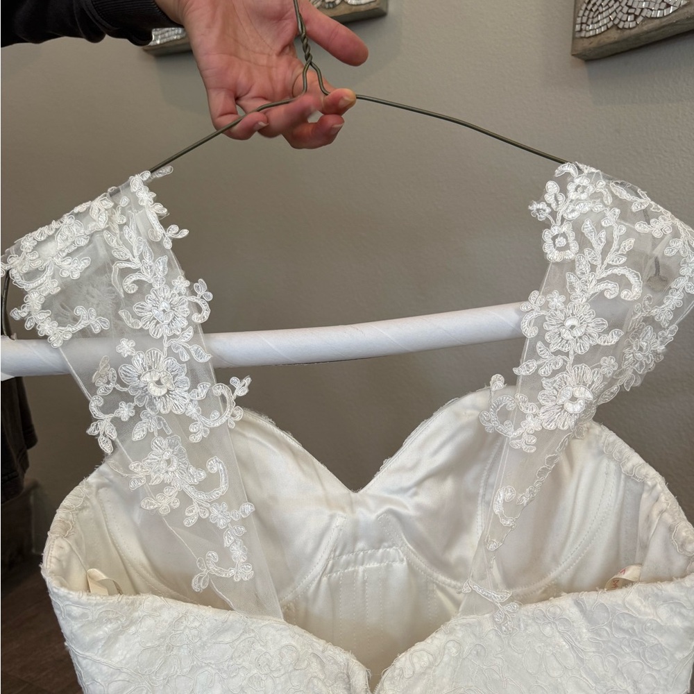 Cocomelody Wedding dress - Picture 3 of 7
